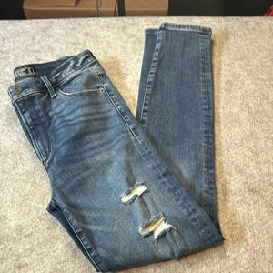 Abercrombie & Fitch, Simone High Rise Super Skinny. Size  27/4R